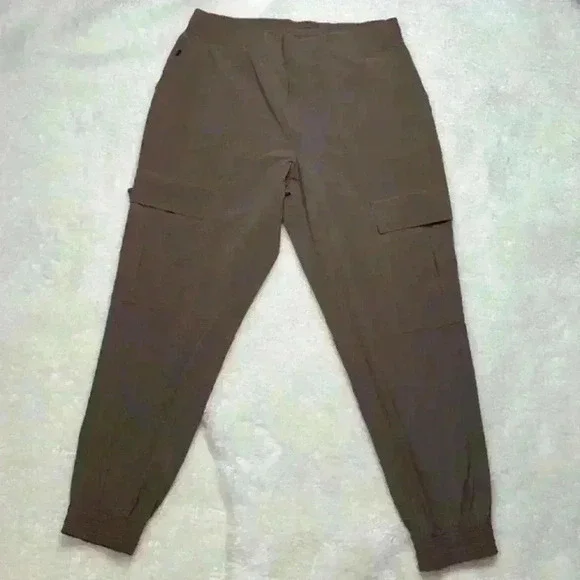 Athleta Chelsea Utility Jogger - Picture 12 of 12